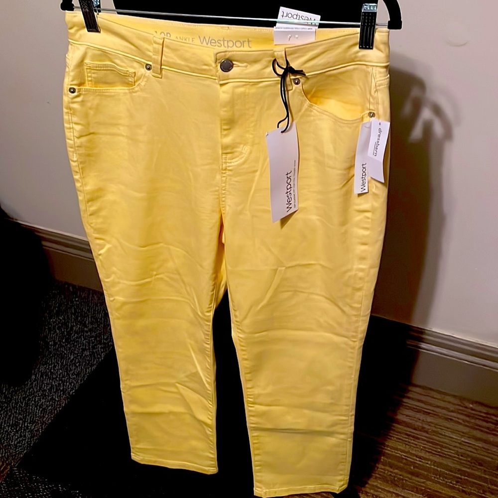 NWT canary yellow crop pants